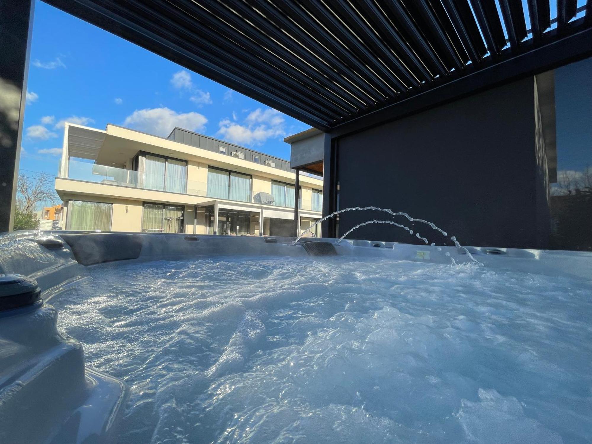 Luxury Apartments In Balatonalmadi, Almadi Lux Apartman III - Pure Gold Екстериор снимка